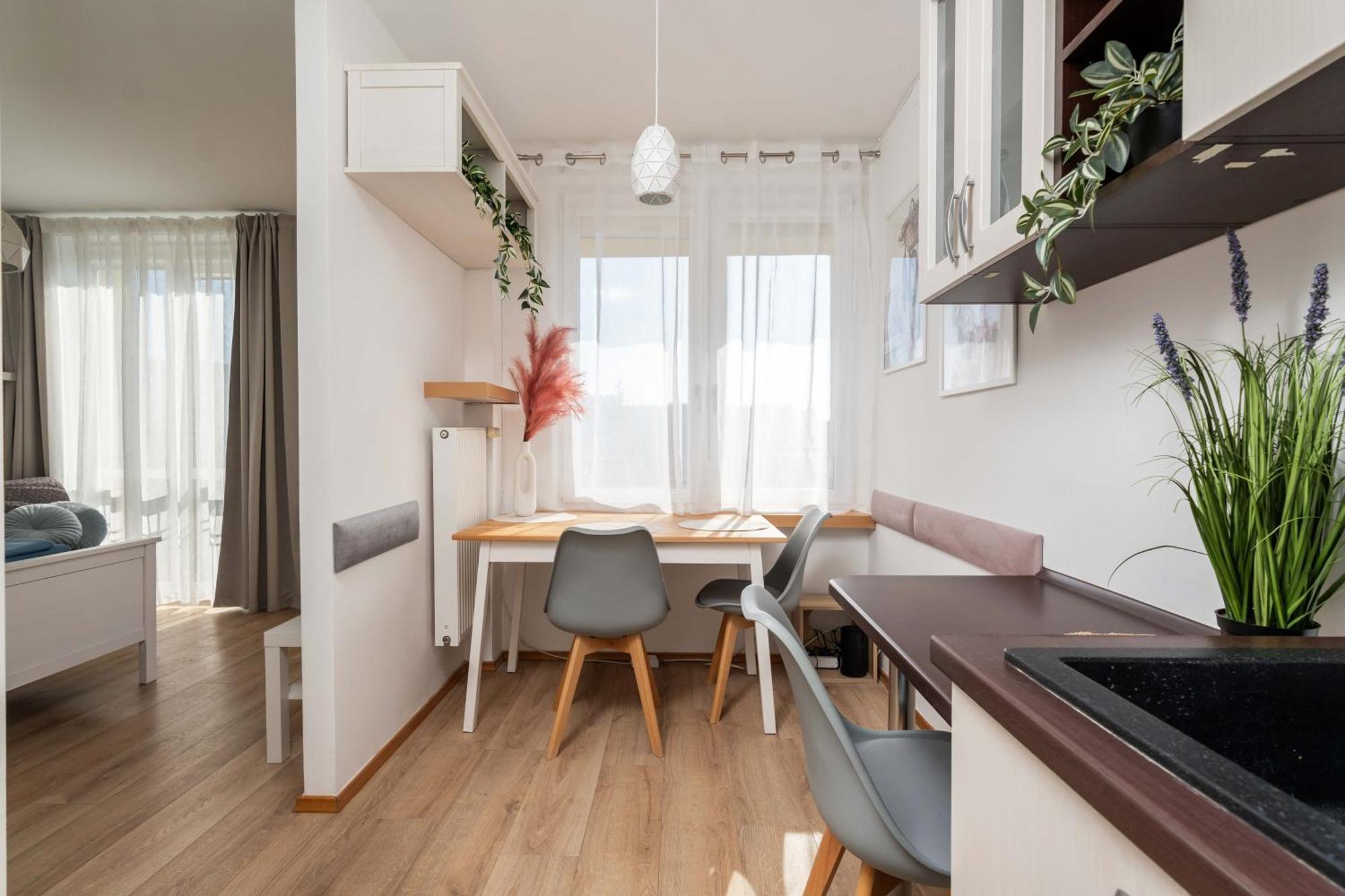 Jonagold Apartment Metro Raclawicka Warsaw Exterior photo